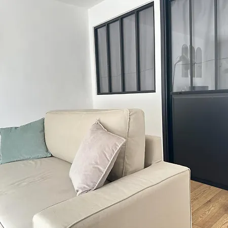 Elegant - Parking Inclus Apartment Manosque